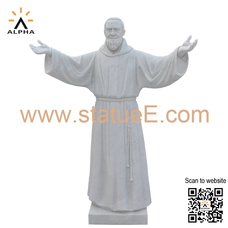 Saint Padre Pio statue